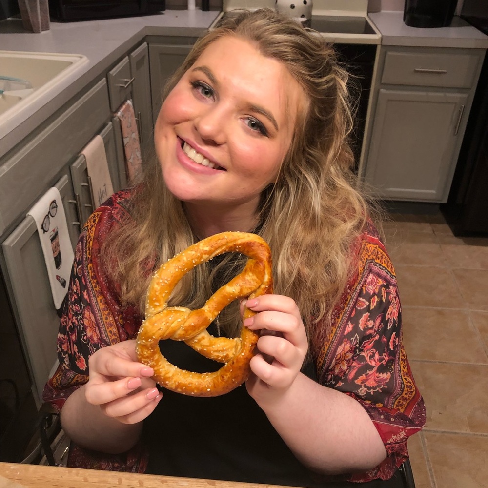 Meet your Posher, Anna